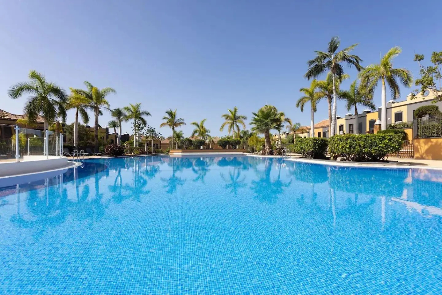 Classbnb - Luxury Townhouse 300M From Playa Del Duque Costa Adeje  Holiday home Costa Adeje (Tenerife)