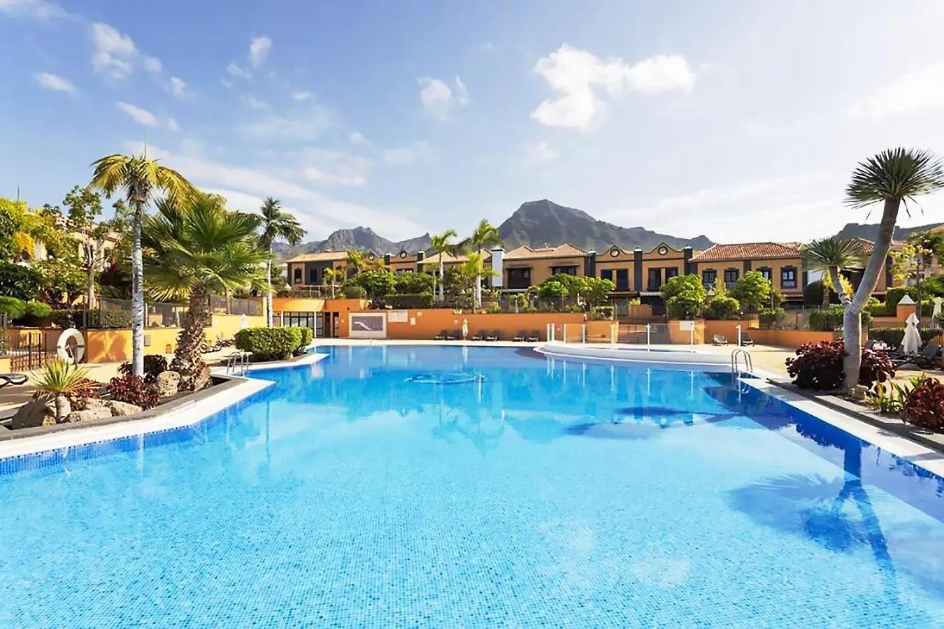 Classbnb - Luxury Townhouse 300M From Playa Del Duque Costa Adeje