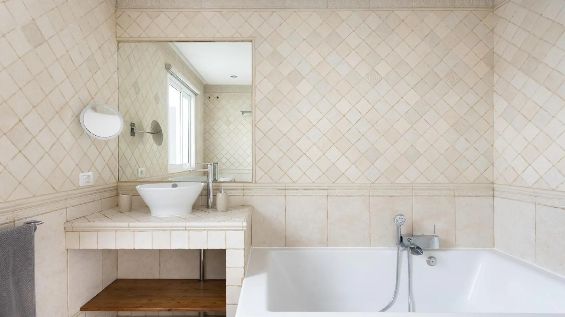 Holiday home Classbnb - Luxury Townhouse 300M From Playa Del Duque Costa Adeje
